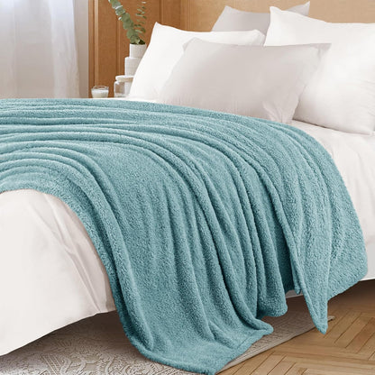 Exclusivo Mezcla Fleece Throw Blanket for Couch Sofa, Soft Warm and Fluffy Blankets for Women Men
