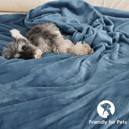 PHF Ultra Soft Fleece Blanket Twin Size, No Shed No Pilling Luxury Plush Cozy 300GSM Lightweight
