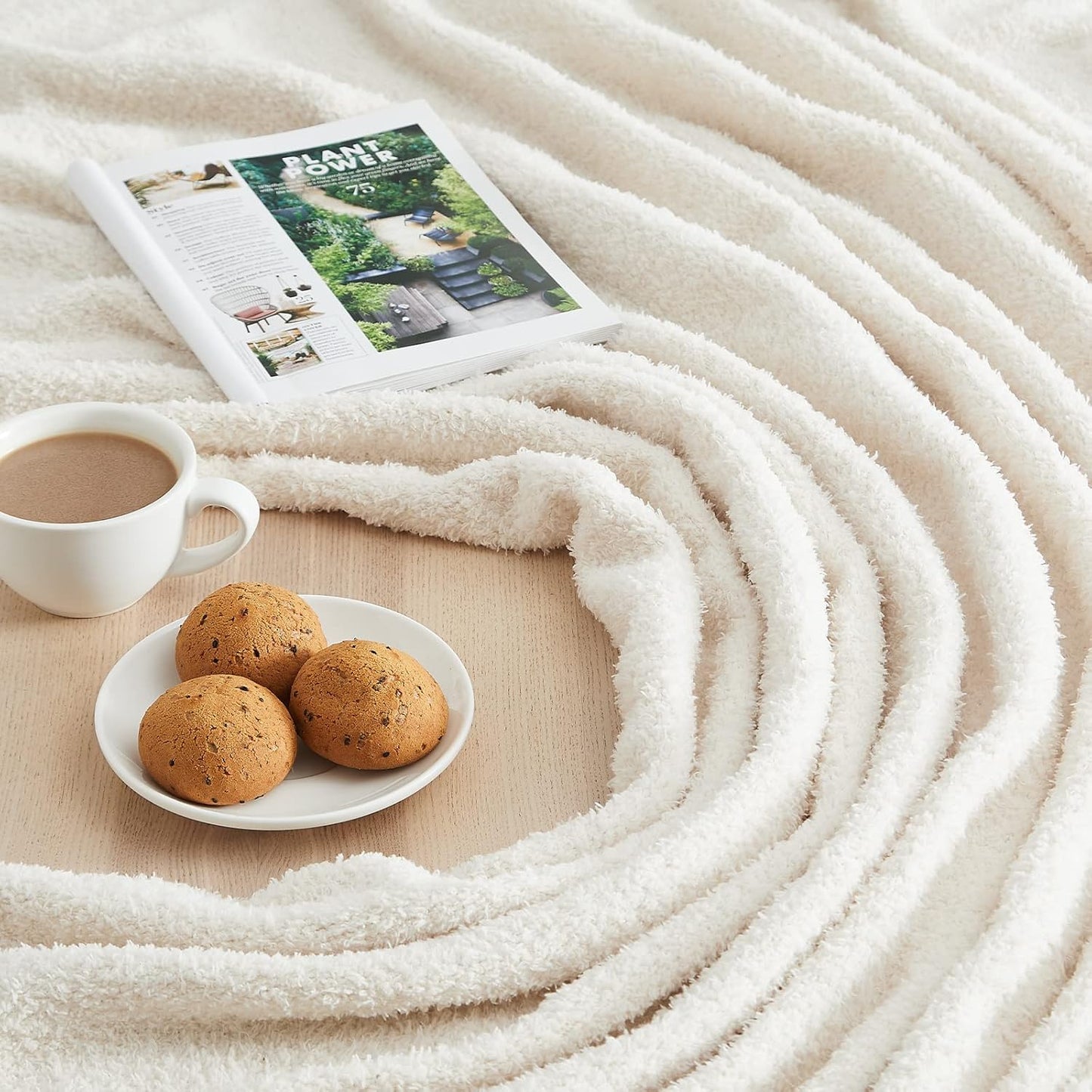 CYMULA Super Soft Knit Throw Blanket Twin Size Cream White-Lightweight Plush Fuzzy Fluffy Warm Cozy
