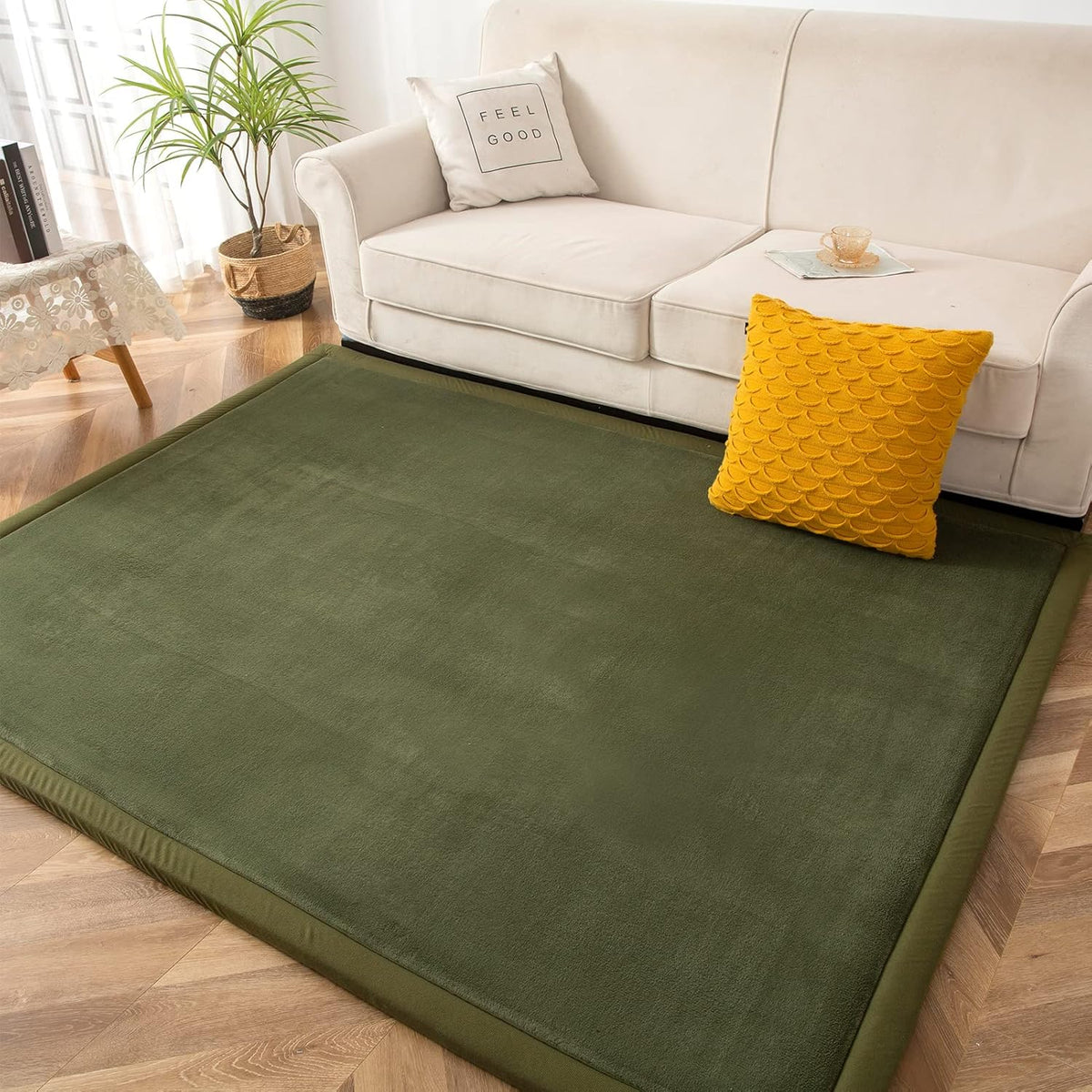 MAXYOYO Coral Velvet Area Rug, Thick Japanese Tatami Mat Living Room Carpet with Non-Slip Backing