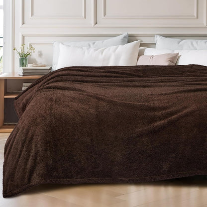 Exclusivo Mezcla Fleece Queen Blankets for Bed, Soft and Cozy Blankets for Women Men Girls Kids