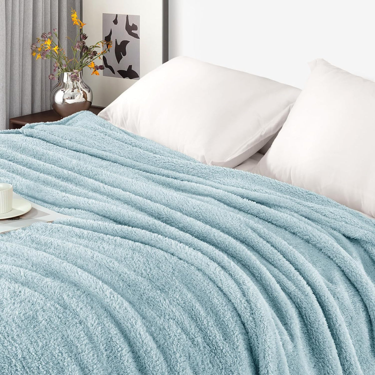 Exclusivo Mezcla Fleece Blanket for Couch, Soft and Cozy King Blankets for Women Men Girls Kids