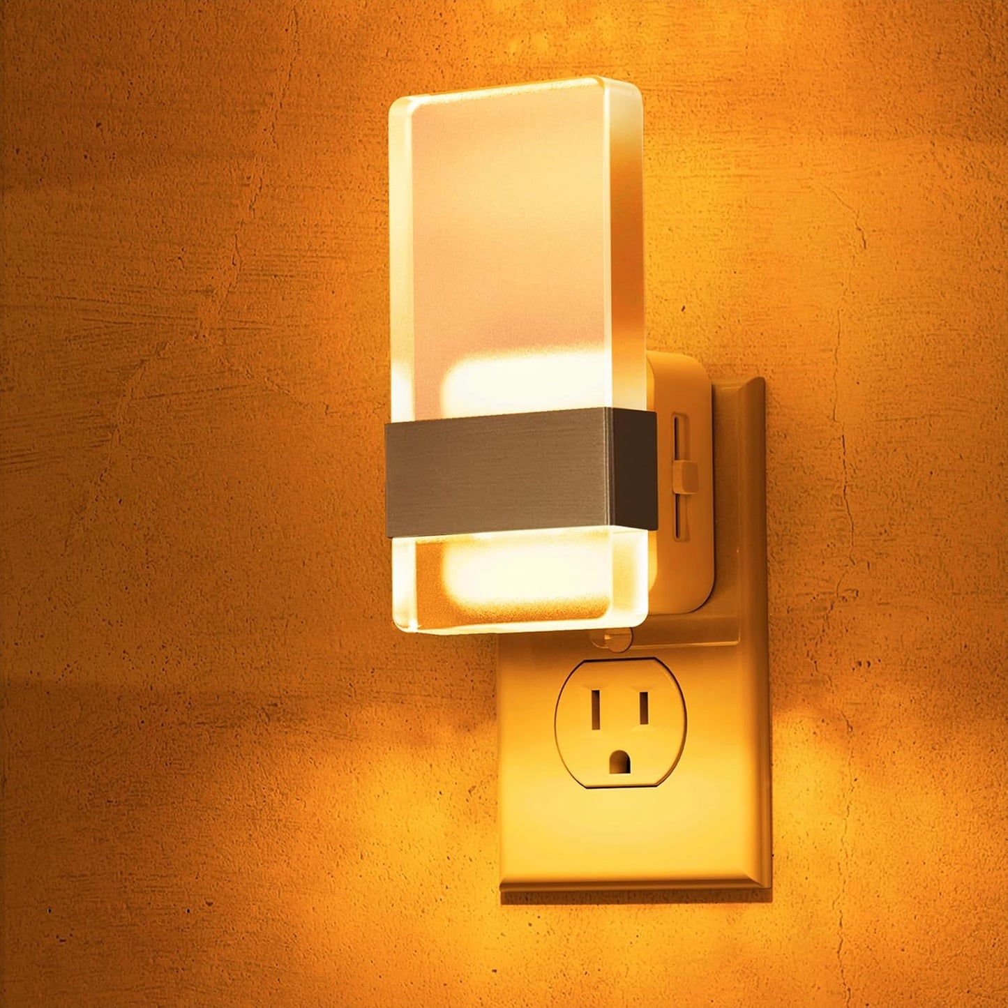 L LOHAS LED Night Light, Amber Night Lights Plug Into Wall, Dusk-to-Dawn Sensor Decorative Night