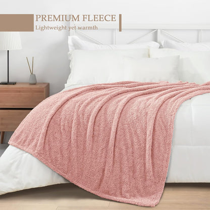 Exclusivo Mezcla Fleece Blanket for Couch, Soft and Cozy Twin Blankets for Women Men Girls Kids