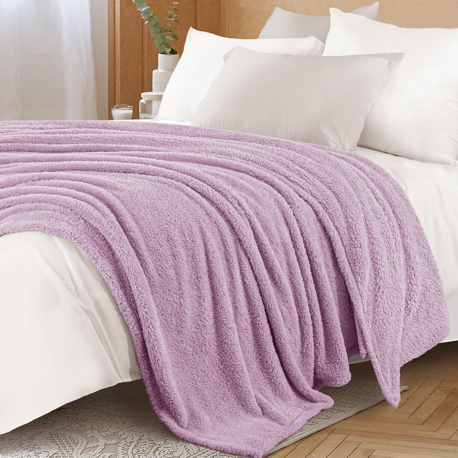 Exclusivo Mezcla Fleece Blanket for Couch, Soft and Cozy Twin Blankets for Women Men Girls Kids