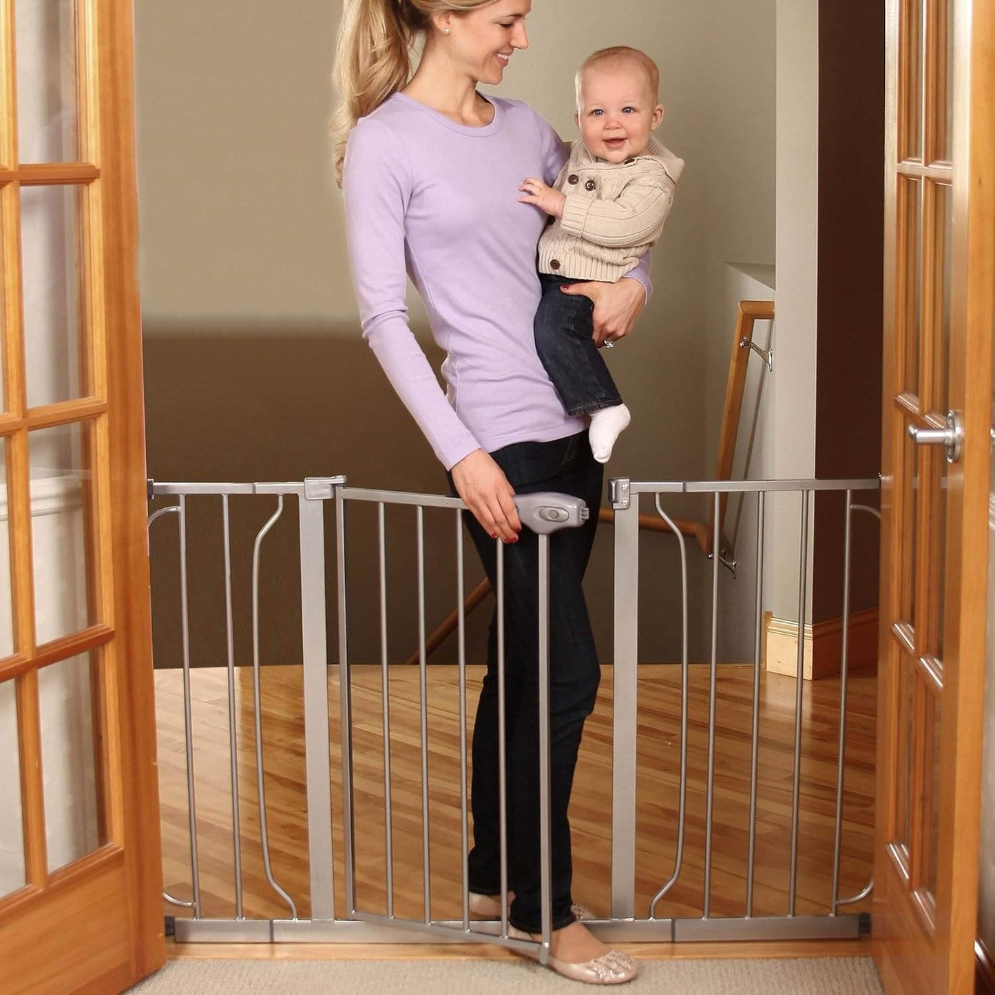 Regalo Easy Step 49-Inch Extra Wide Baby Gate, Includes 4-Inch and 12-Inch Extension Kit, 4 Pack of