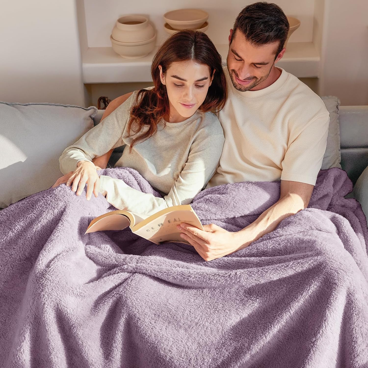 Exclusivo Mezcla Twin Size Flannel Fleece Blanket, Super Soft Velvet Plush Bed Blanket, Fuzzy Cozy