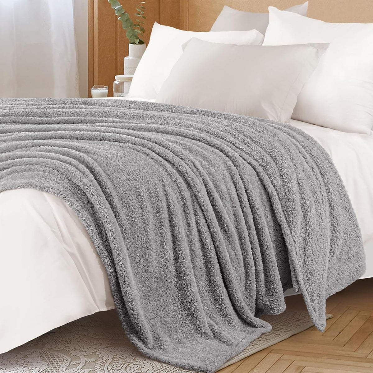 Exclusivo Mezcla Fleece Blanket for Couch, Soft and Cozy King Blankets for Women Men Girls Kids