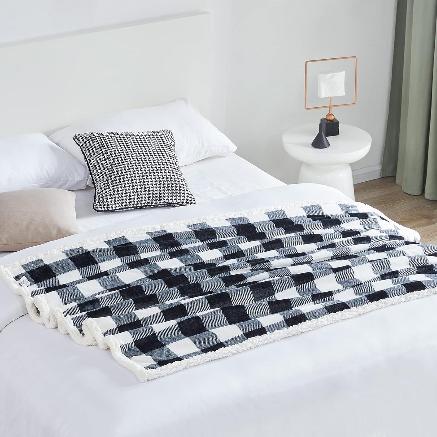 Touchat Sherpa Plaid Twin Blanket 60" X 70", Fuzzy Fluffy Soft Cozy Throw Blanket, Twin Size Plush