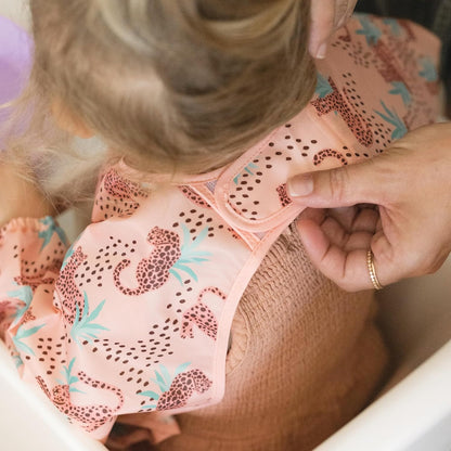 Tiny Twinkle Mess Proof Baby Bib,Waterproof Smock Baby Bib for Eating,Machine Washable Long Sleeve