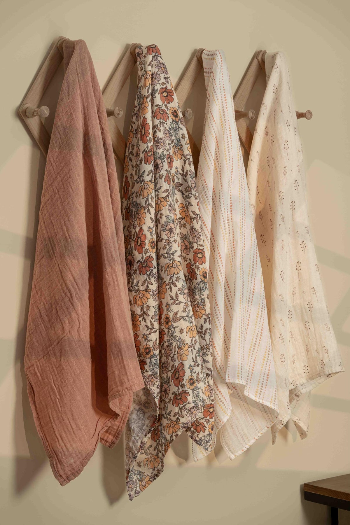 CIVARUA KIDS Muslin Swaddle Blankets for Newborn, Cotton Receiving Blanket