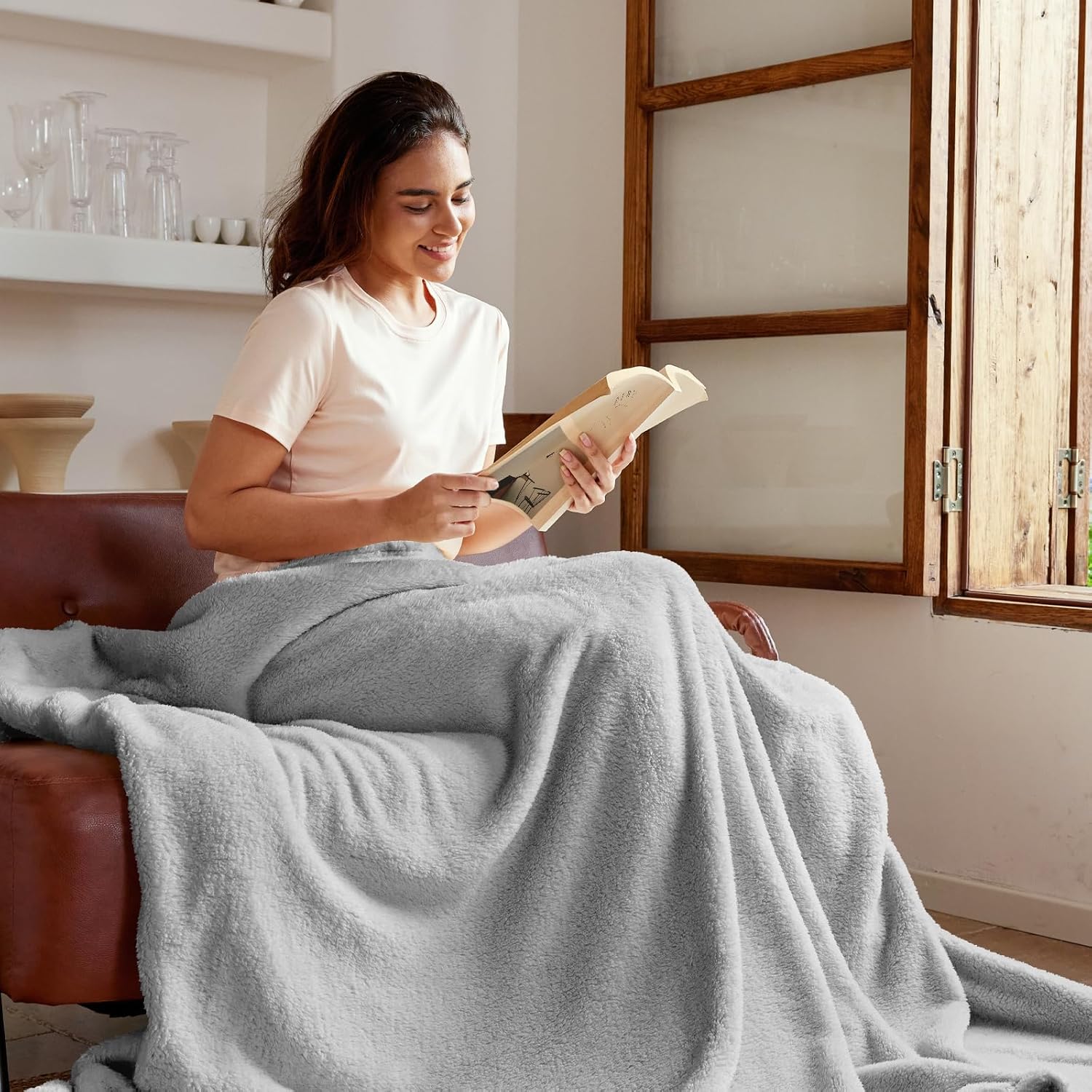 Exclusivo Mezcla King Size Flannel Fleece Blanket, Super Soft Velvet Plush Bed Blanket, Fuzzy Cozy