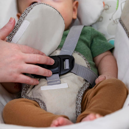 Ingenuity Soothe 'n Delight Compact Portable 6-Speed Plush Baby Swing with Music, Folds Easy, 0-9