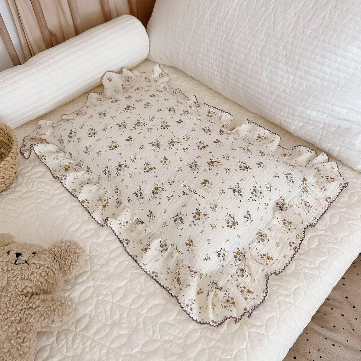 BuLuTu Cotton Muslin Pillow Case King Pillowcase Sweet Floral Design Pillowcases Enveloped Closure