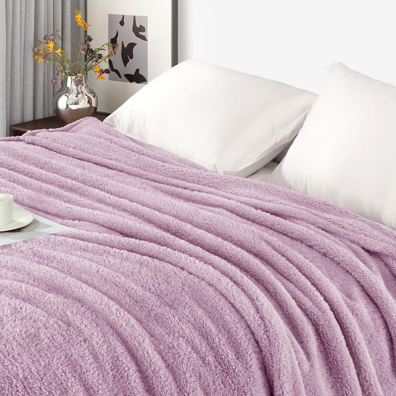 Exclusivo Mezcla Fleece Blanket for Couch, Soft and Cozy Twin Blankets for Women Men Girls Kids