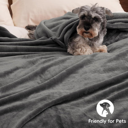 PHF Ultra Soft Fleece Blanket Twin Size, No Shed No Pilling Luxury Plush Cozy 300GSM Lightweight