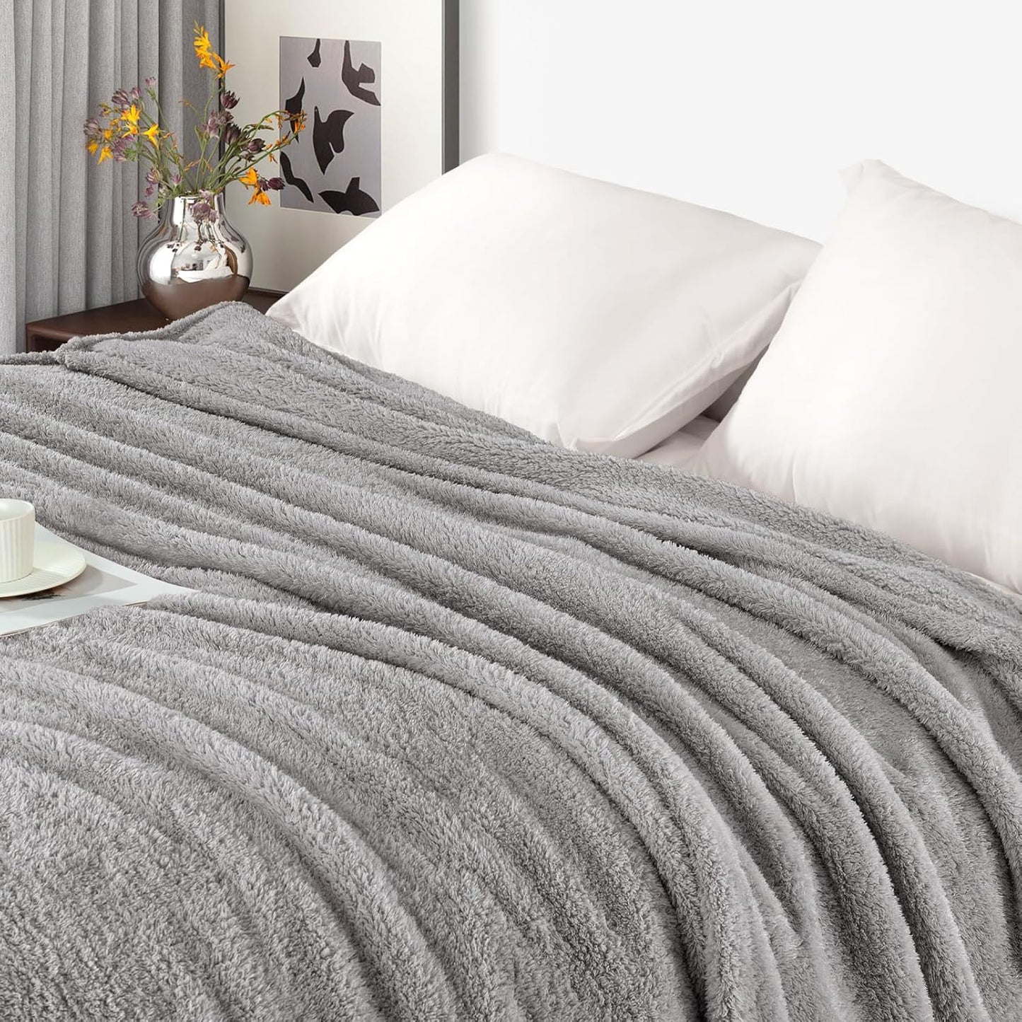 Exclusivo Mezcla Fleece Throw Blanket for Couch Sofa, Soft Warm and Fluffy Blankets for Women Men