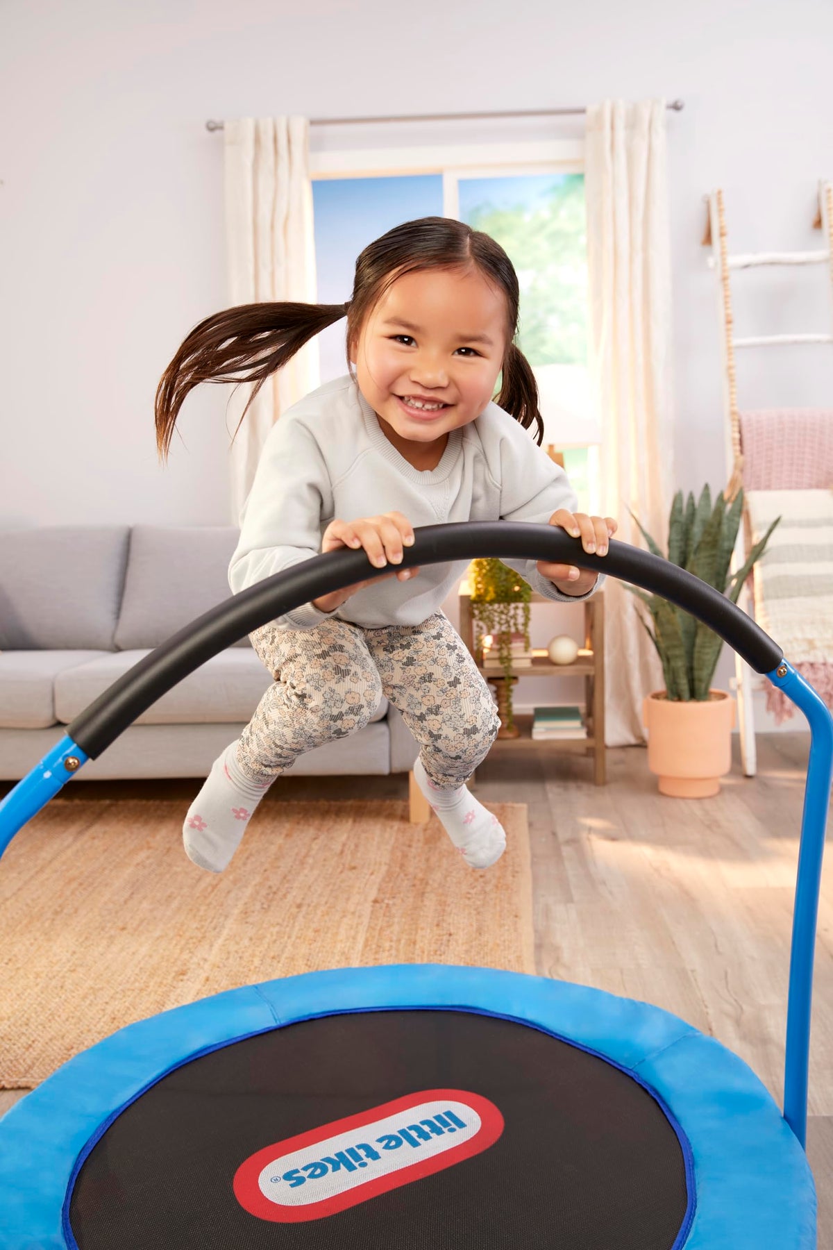 Little Tikes 3' Trampoline – (Amazon Exclusive)