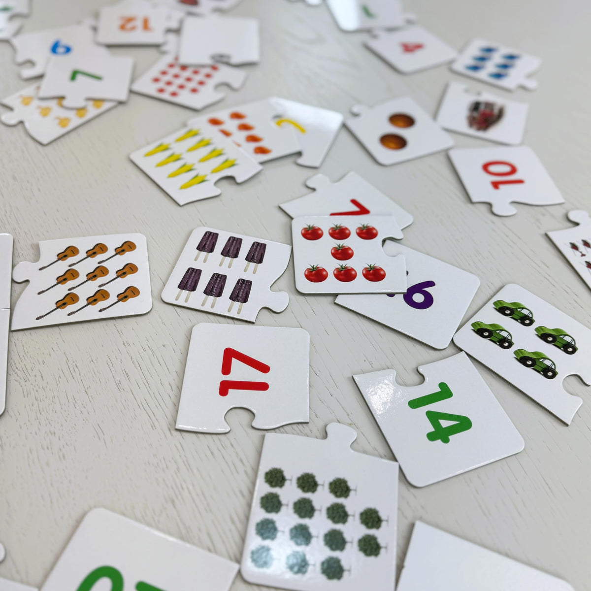 The Learning Journey: Match It! - Counting - 30 Piece Self-Correcting Number & Learn to Count