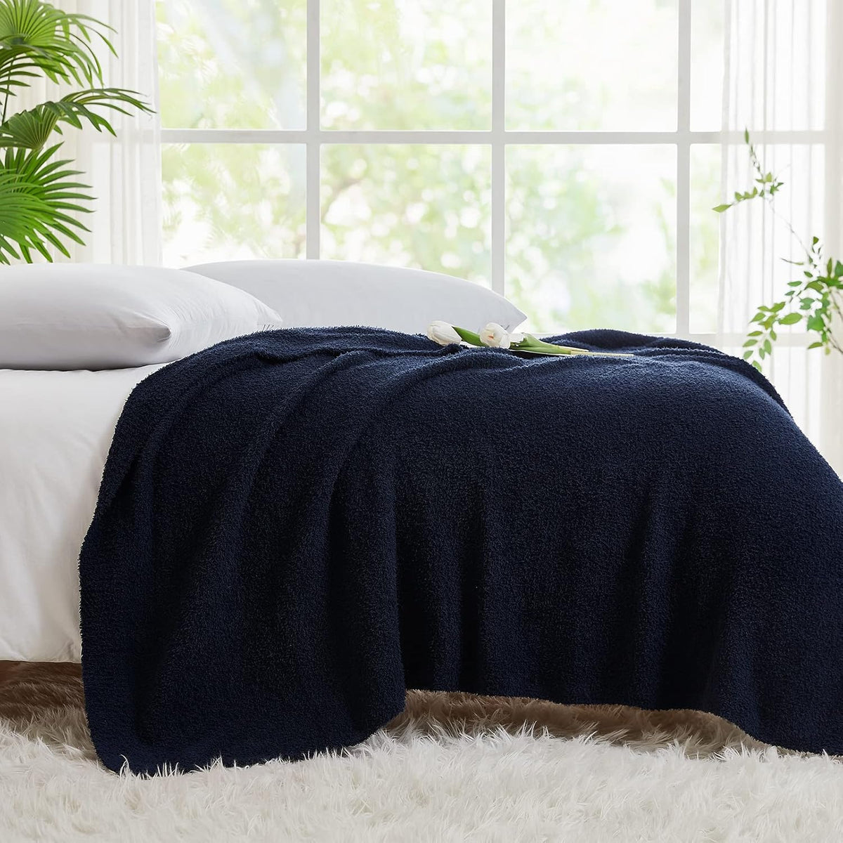 CYMULA Super Soft Knit Throw Blanket Twin Size Navy-Lightweight Plush Fuzzy Fluffy Warm Cozy
