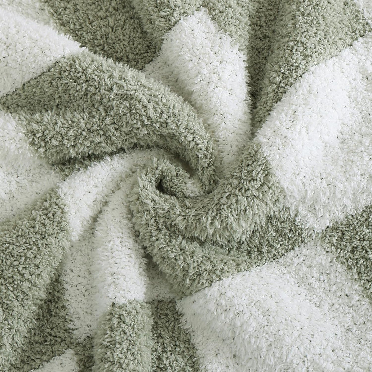 WRENSONGE Checkered Throw Blanket, Sage GreenSoft Cozy Fluffy Warm Hand Made Throw Blankets for