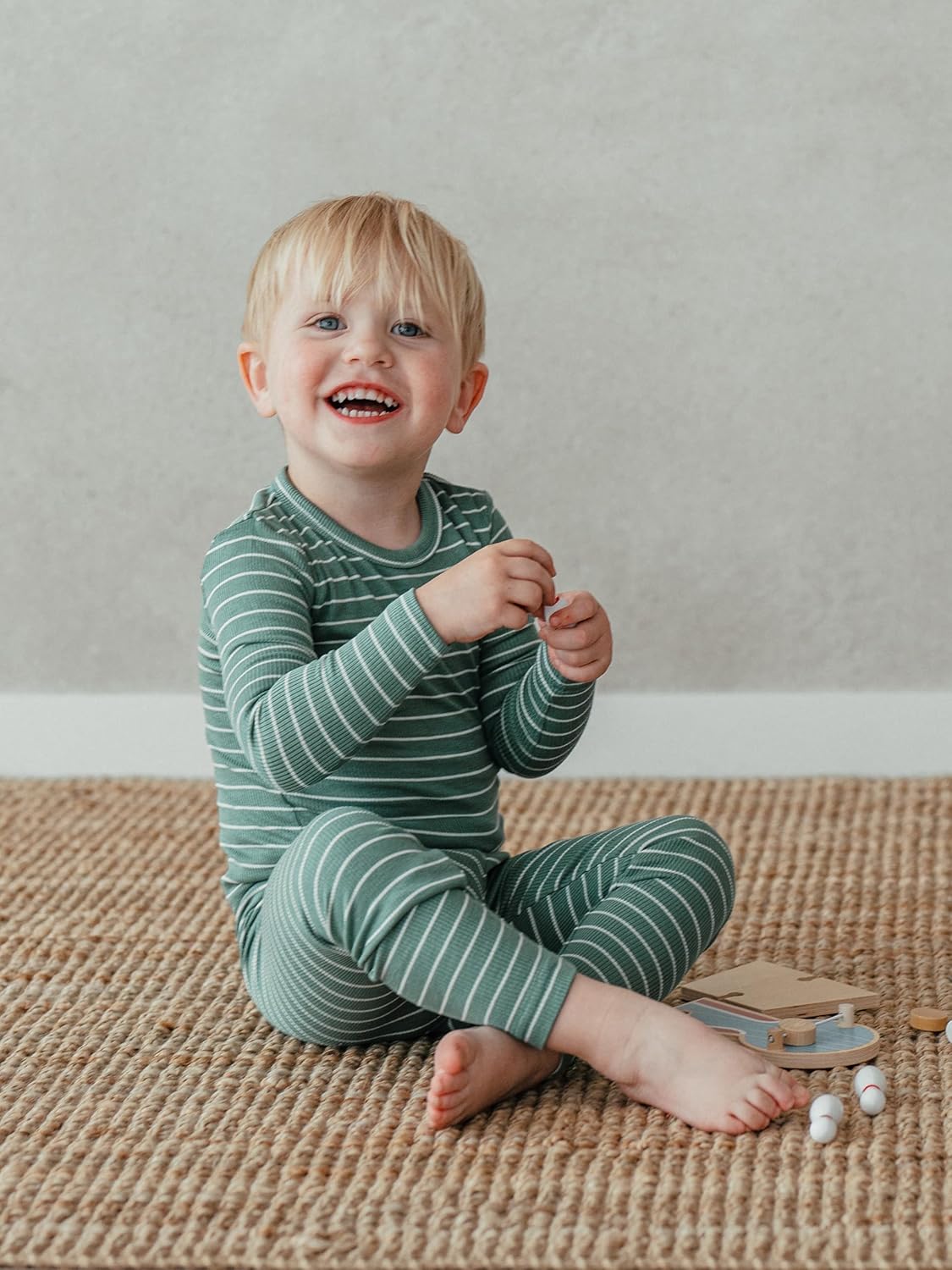 AVAUMA Stripe Pattern Baby Boys Girls Pajama Set Kids Toddler Snug fit Ribbed Sleepwear pjs for