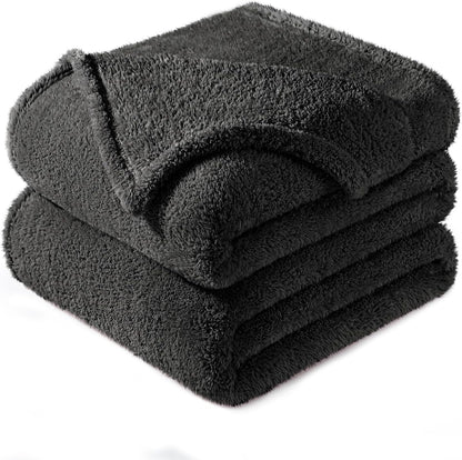 Exclusivo Mezcla Queen Size Flannel Fleece Blanket, Super Soft Velvet Plush Bed Blanket, Fuzzy Cozy