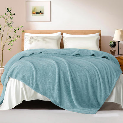 Exclusivo Mezcla Fleece Blanket for Couch, Soft and Cozy King Blankets for Women Men Girls Kids
