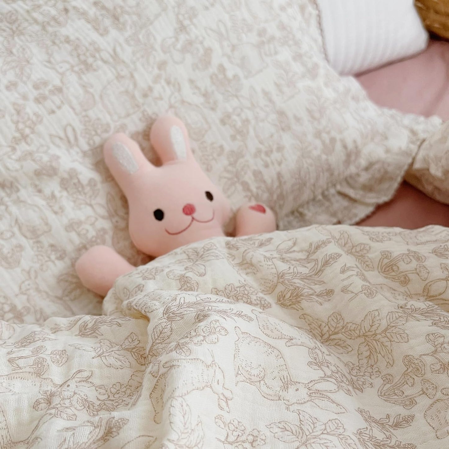 BuLuTu Muslin Cotton Pillowcase King Pillow Cover for Kids Adults Cute Rabbits Flower Pattern