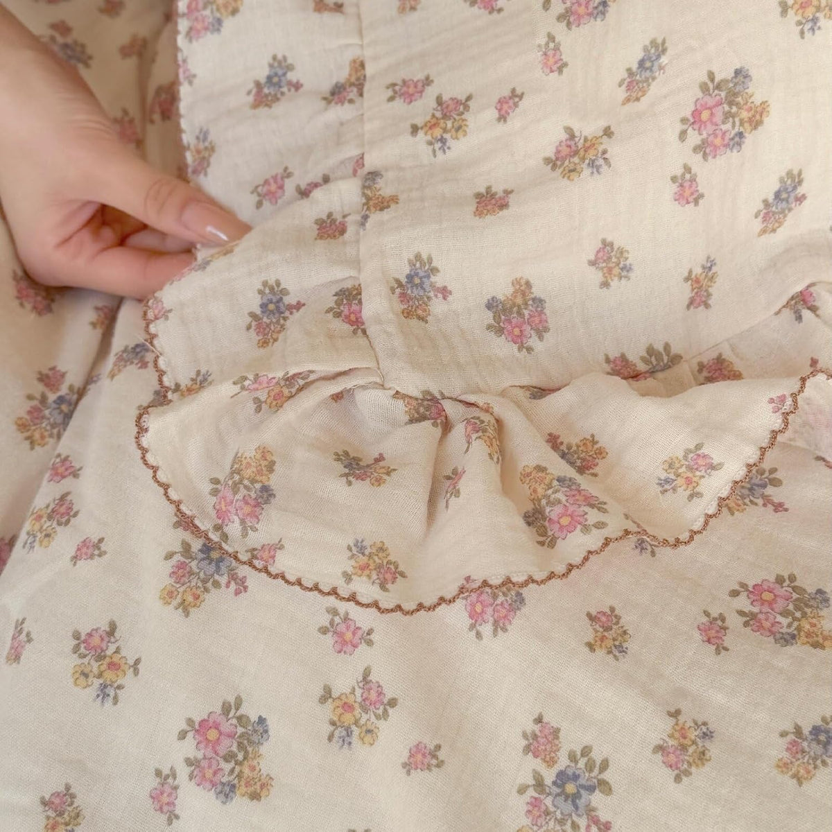 BuLuTu Chic Floral Themed Toddler Pillowcases with Ruffles, 100% Cotton Muslin Pillow Cases Crib