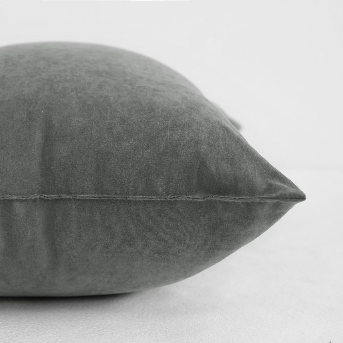 NTBAY Tiny Pillows, Down Alternative 7"x11" Microfiber Mini Pillow for Travel, Pets, Soft Machine
