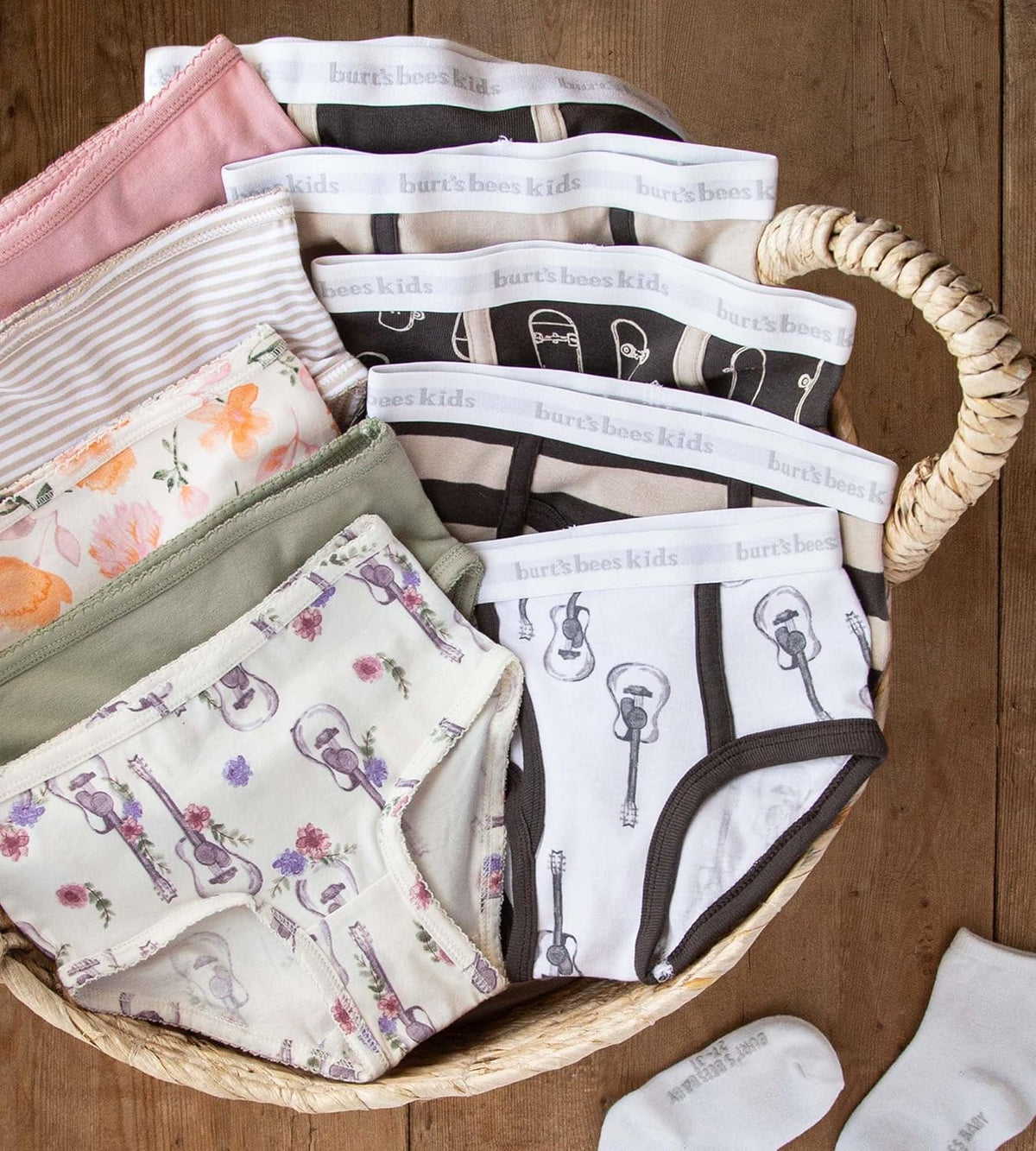 Burt's Bees Baby Toddler Girls' Underwear Set of 5 - Solids, Stripes,Prints, Tag-Free with Sizes