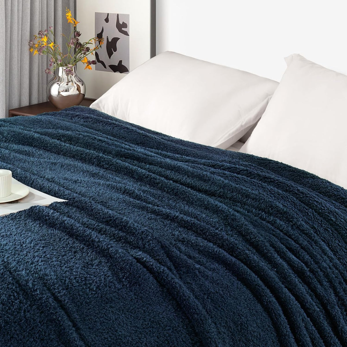 Exclusivo Mezcla Fleece Blanket for Couch, Soft and Cozy King Blankets for Women Men Girls Kids