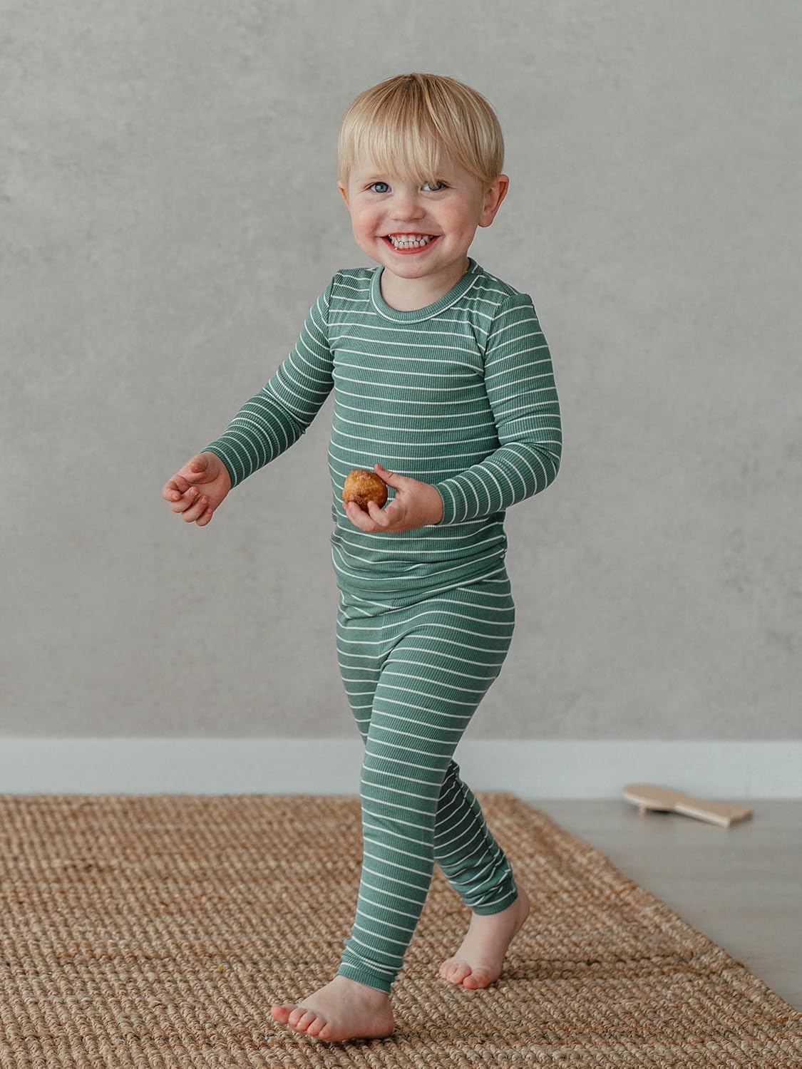 AVAUMA Stripe Pattern Baby Boys Girls Pajama Set Kids Toddler Snug fit Ribbed Sleepwear pjs for