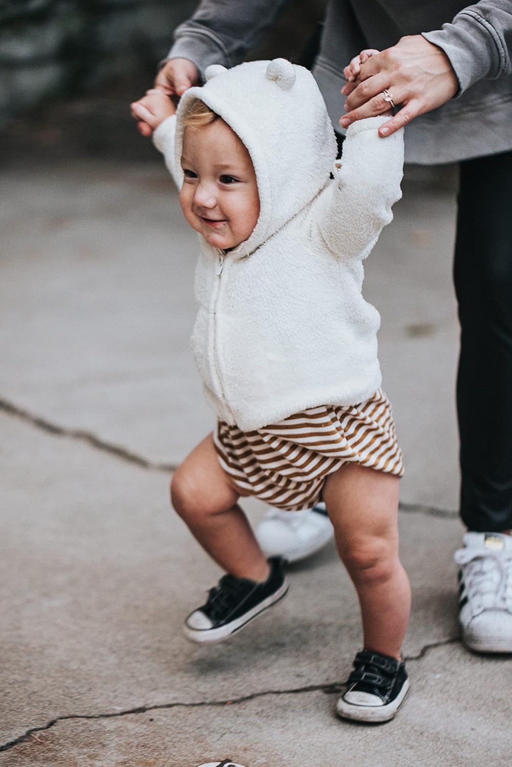 AIWUHE Toddler Boys Girls Hooded Jacket Fleece Hoodie Winter Warm Solid Color Teddy Coat Zip-up