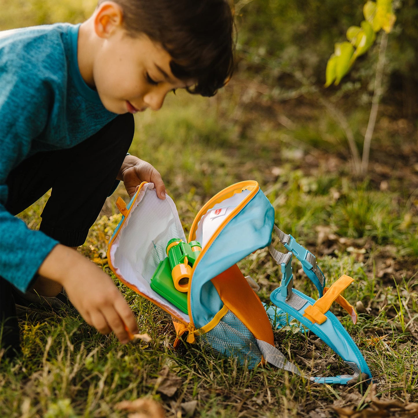 Melissa & Doug Let’s Explore Hiking Play Set – 23 Pieces Toddler Nature Toys, Hiking Toys for Kids