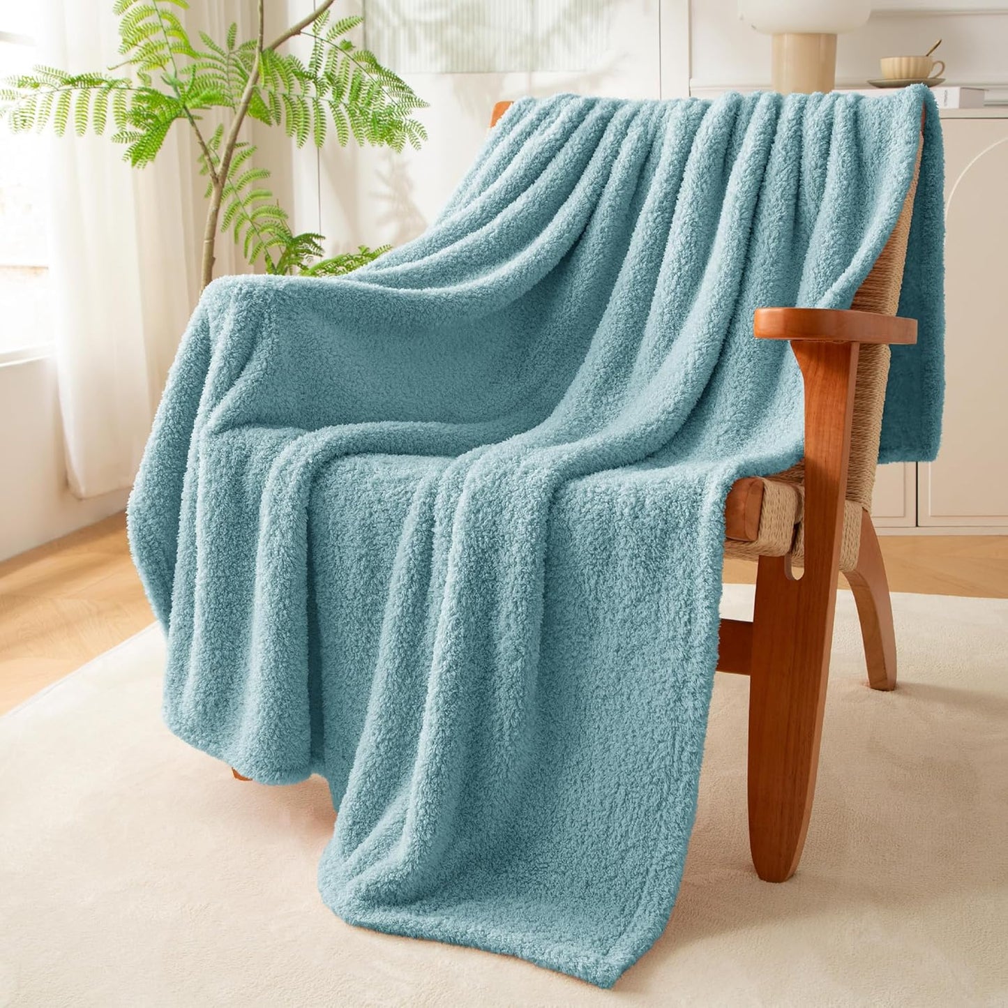 Exclusivo Mezcla Fleece Throw Blanket for Couch Sofa, Soft Warm and Fluffy Blankets for Women Men