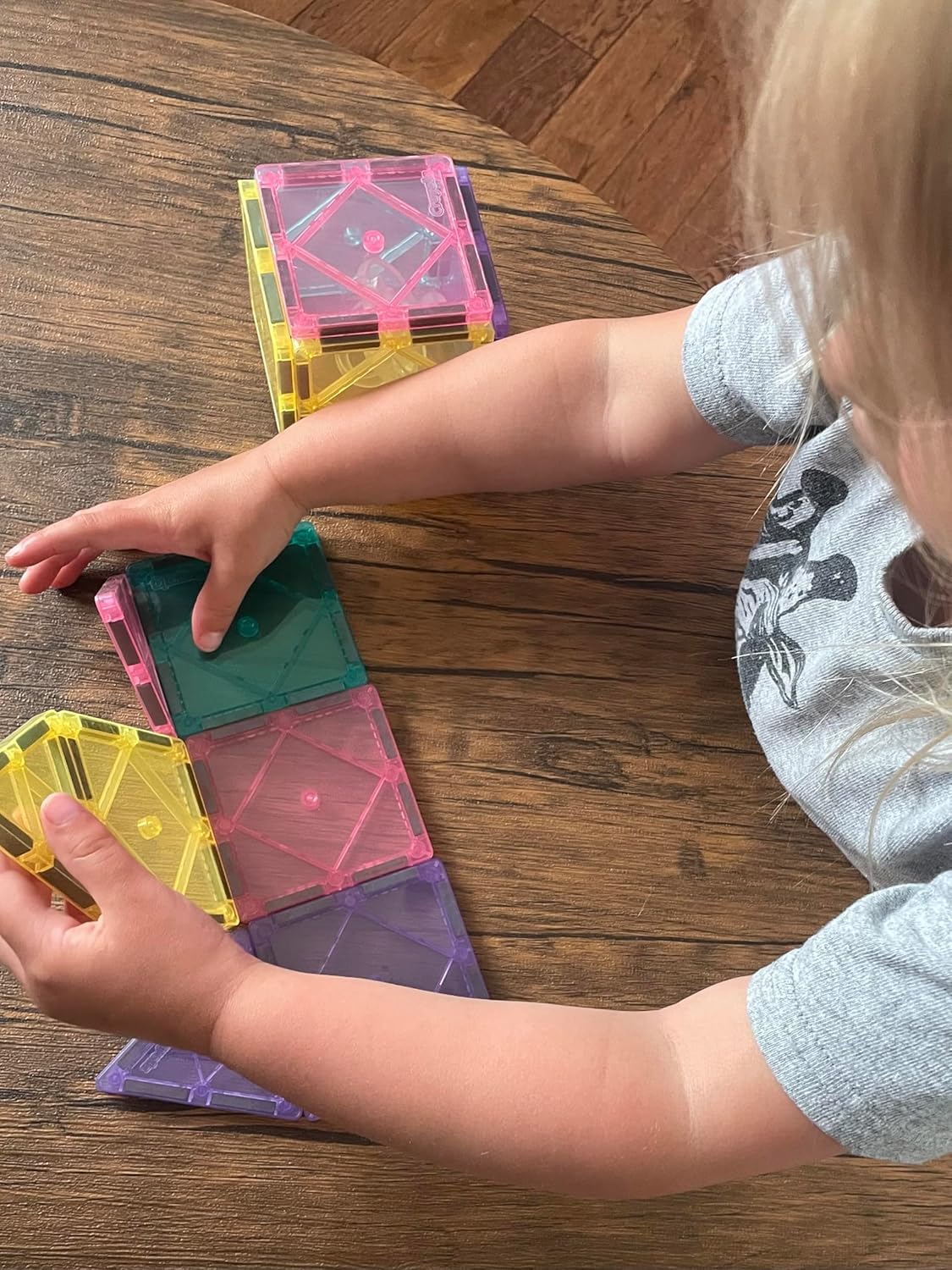 CreateOn Crayola Magnetic Tiles, Building Set for Kids, Magnetic Building Toys for Kids, STEM