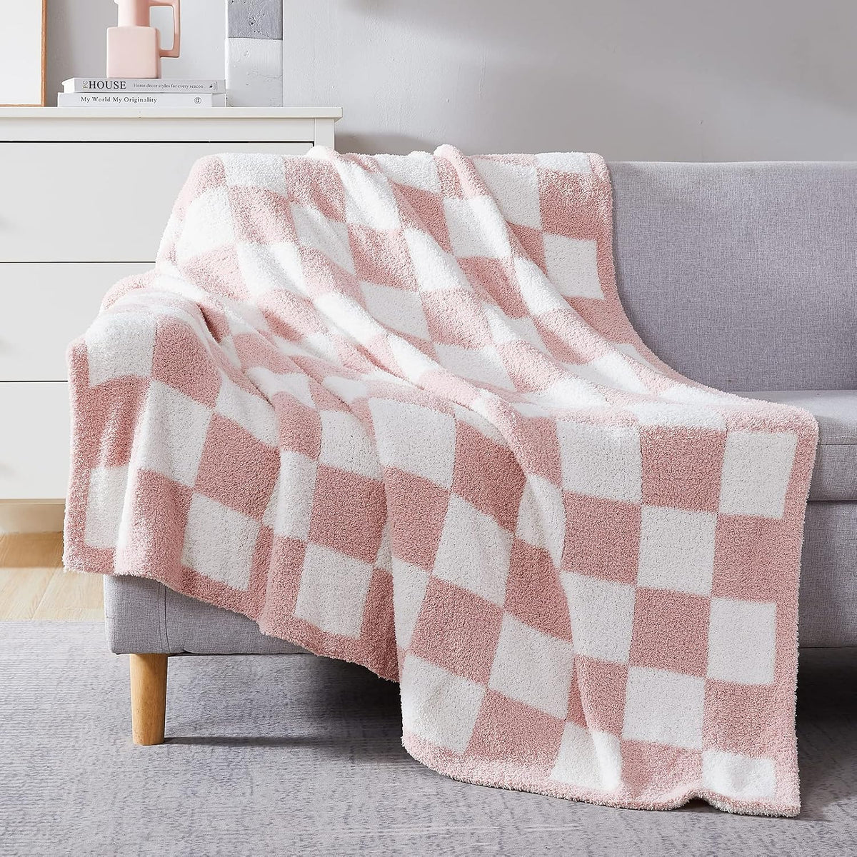WRENSONGE Checkered Throw Blanket, Pink Soft Cozy Fluffy Warm Hand Made Weave Throw Blankets for