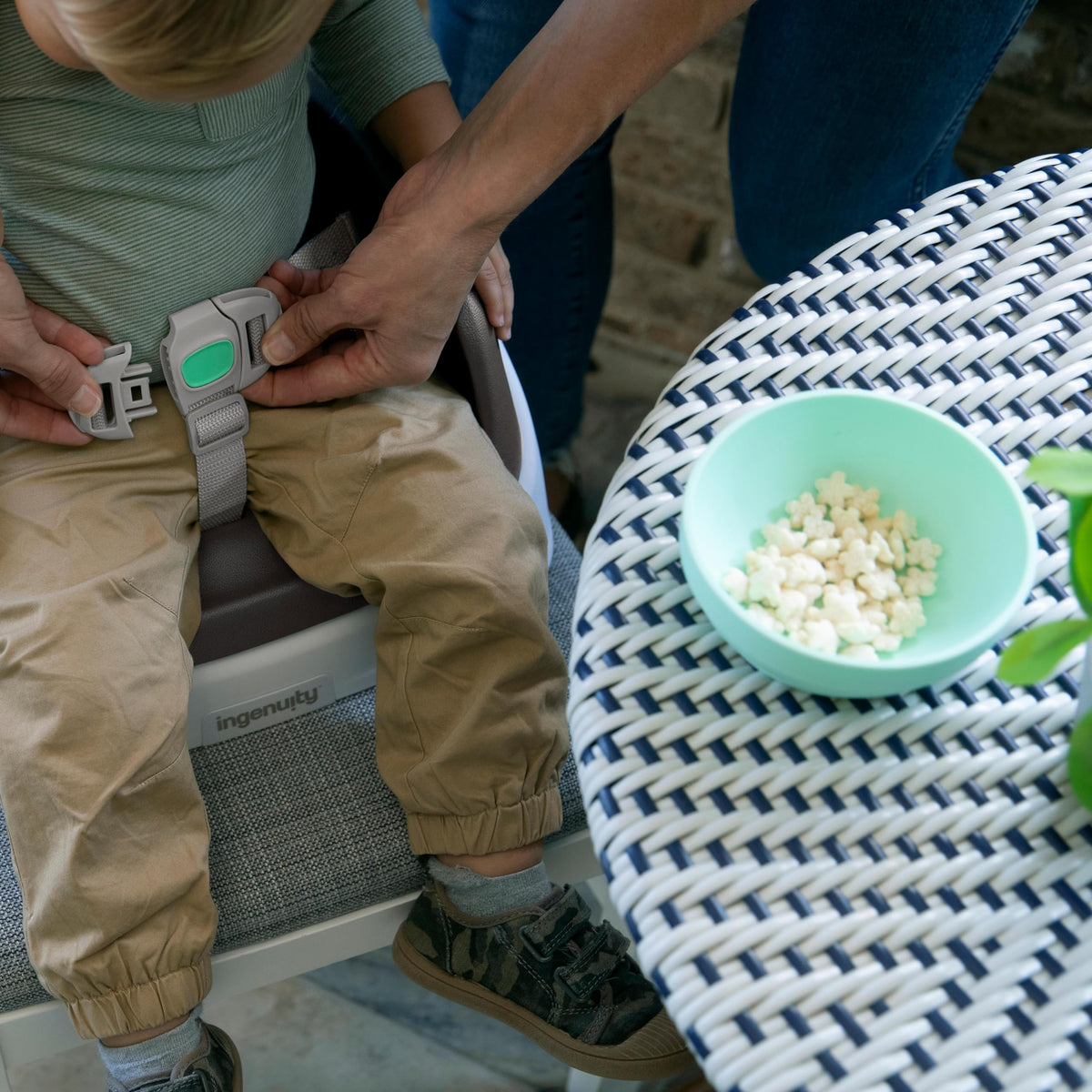 Ingenuity SmartClean Toddler Booster Seat for Kitchen Chair – Lightweight for on-the-go
