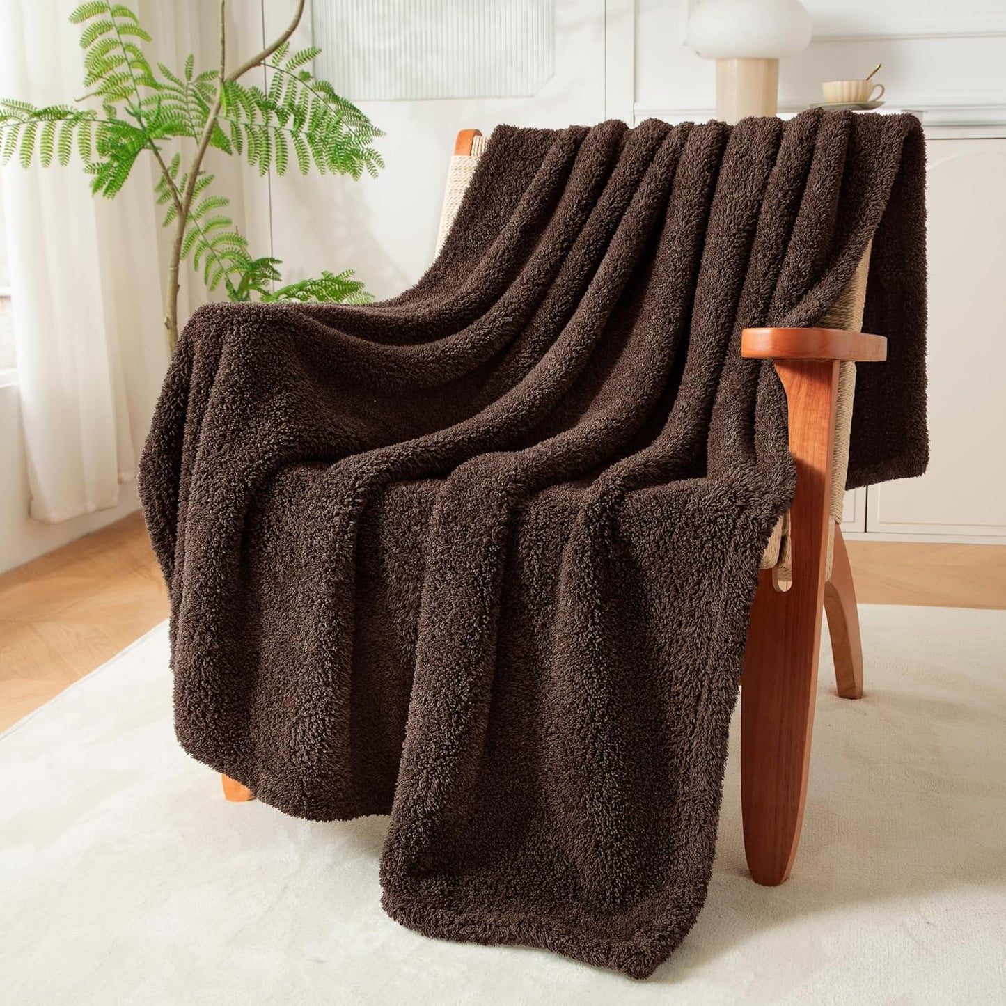 Exclusivo Mezcla Fleece Throw Blanket for Couch Sofa, Soft Warm and Fluffy Blankets for Women Men