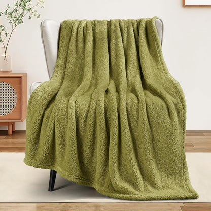 Exclusivo Mezcla Soft Fleece Throw Blanket for Couch, Super Soft Velvet Plush Bed Blanket, Fuzzy