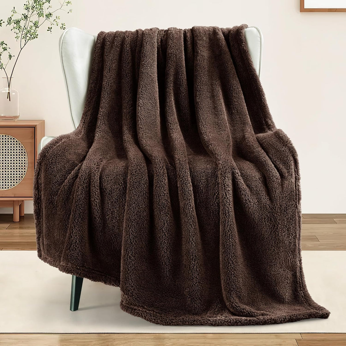 Exclusivo Mezcla Soft Fleece Throw Blanket for Couch, Super Soft Velvet Plush Bed Blanket, Fuzzy
