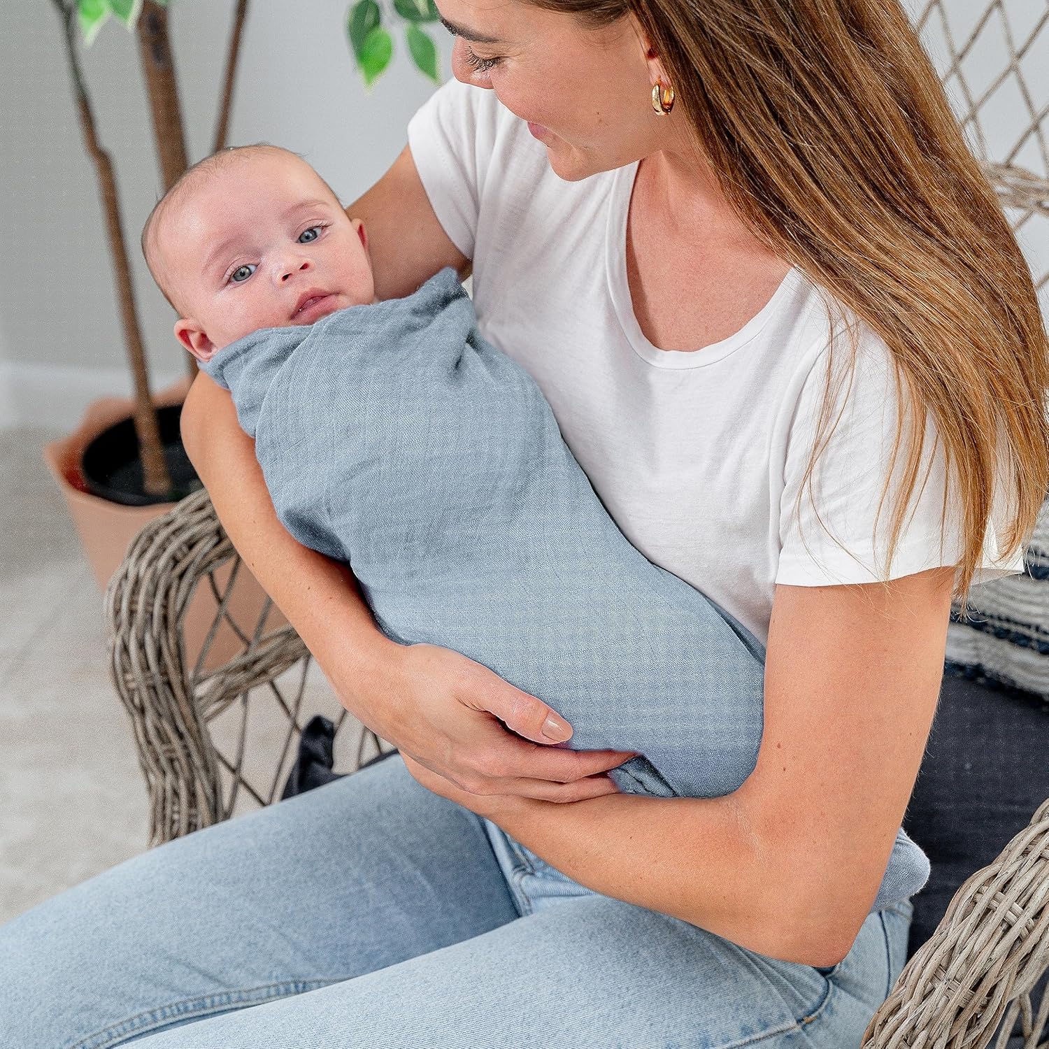 Comfy Cubs Muslin Swaddle Blankets Pack of 1 - 47 x 47 Inch Soft Cotton Baby Blanket Set, Large